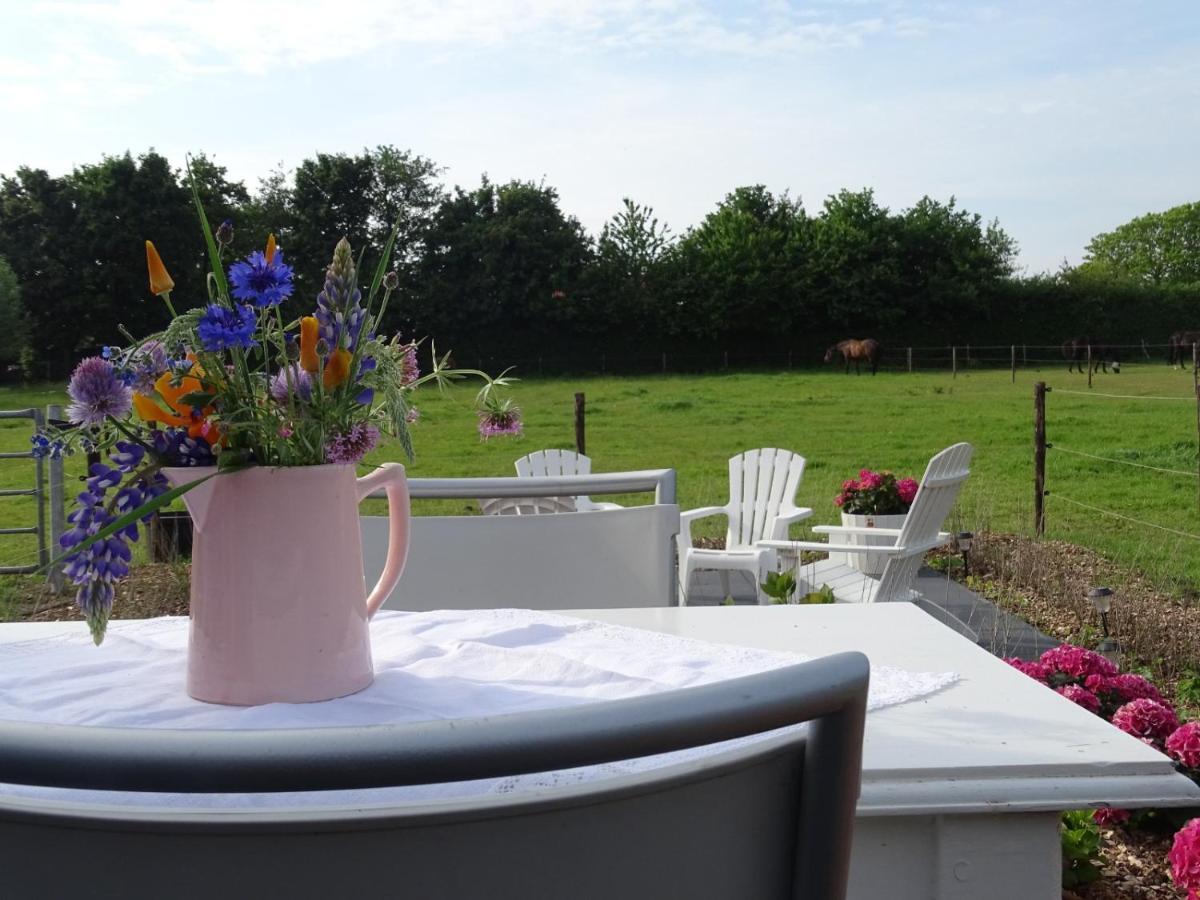 Bed and Breakfast De Tulp à Noordgouwe Extérieur photo